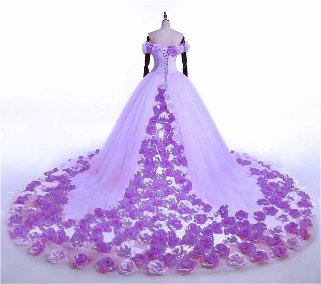 Vestido de novia con diseño de nube rosa y flores rosas HA2003