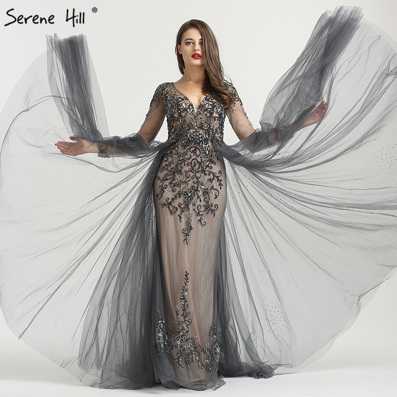 Vestido de noche sexy de manga larga con escote en V, nuevo 2025, corte A, con cuentas de diamantes y cola. Foto real LA6571.