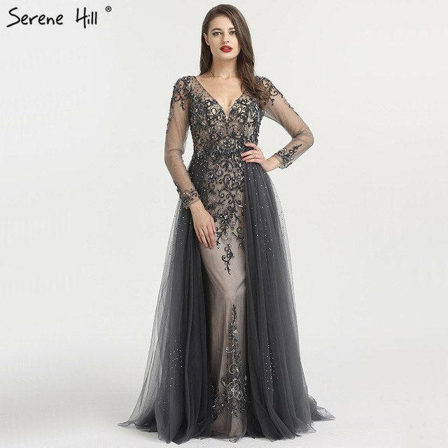 Vestido de noche musulmán largo con escote en V, nuevo modelo 2025, corte A, con cuentas de diamantes y falda sobrefalda. Foto real LA6571.