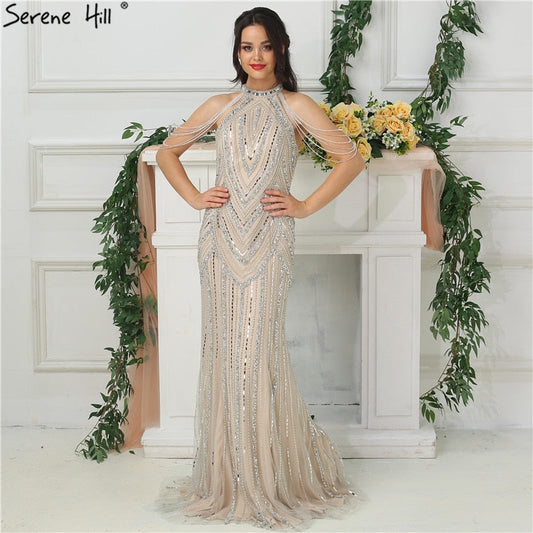 Vestido de noche sexy de lujo con cuello halter y corte sirena LA6615