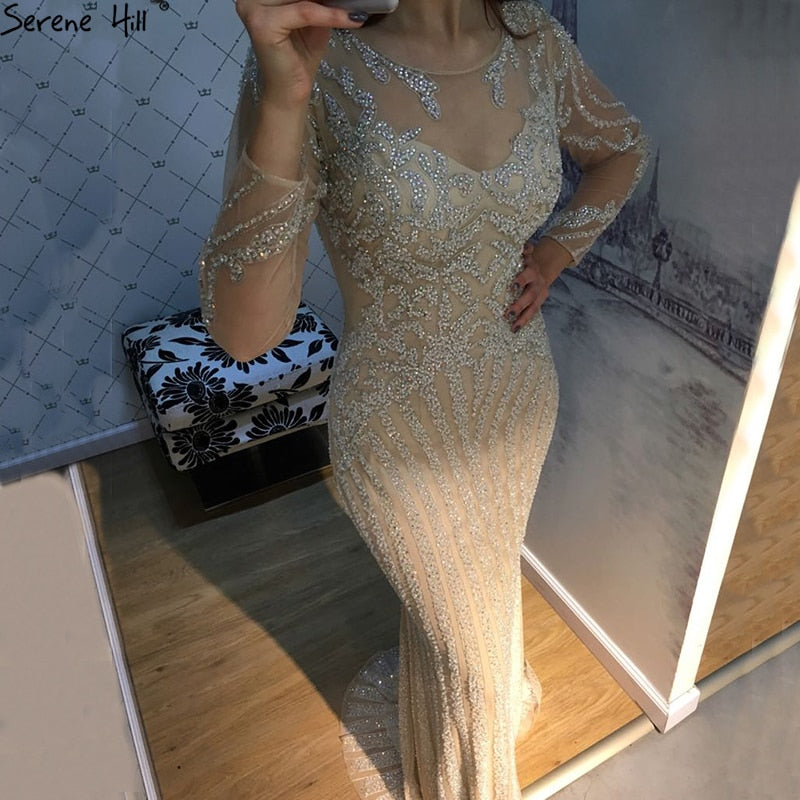 Vestidos de noche de lujo de diseñador en gris plateado con corte sirena y cuentas, ajustados, LA6649