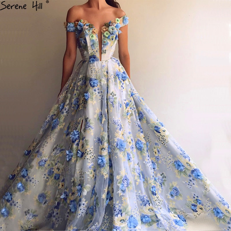 Zum Verkauf Keine Rückgabe Keine Rückerstattung Romantische blaue Blumen Abendkleider Off Shoulder Beach Formal Abendkleider LA6660