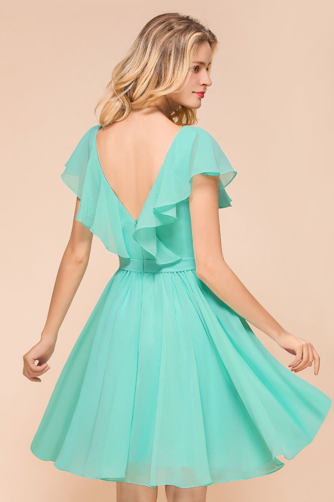 Vestido de dama de honor corto informal de gasa con escote en V y largo hasta la rodilla
