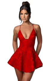Kurzes A-Linie Neckholder Rückenfreies Homecoming-Kleid Satin Rüschen Jacquard Partykleider