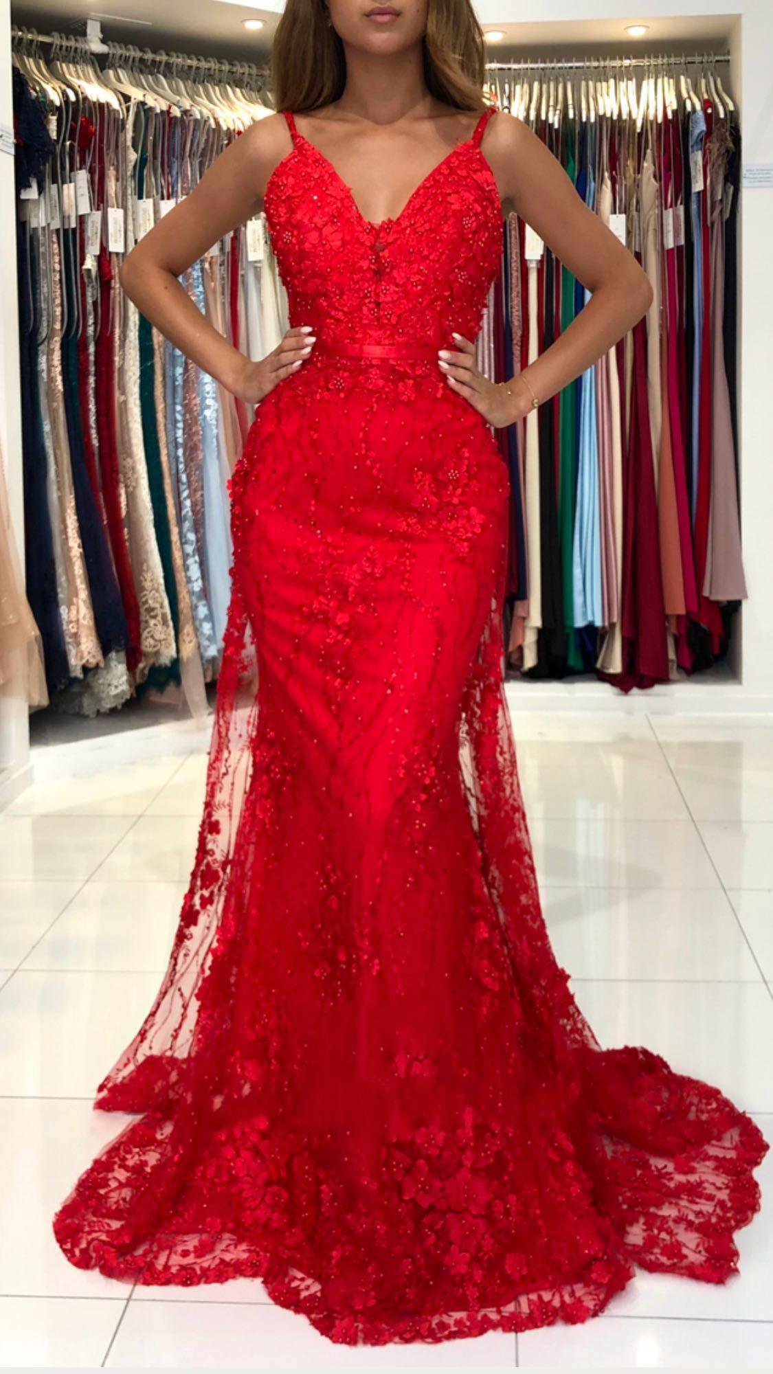 Red Long Mermaid V-neck Spaghetti Straps Backless Lace Prom Dress
