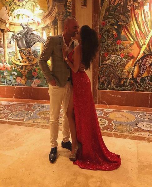 Red Long V-neck Sequin Backless Mermaid Prom Dress with Slit