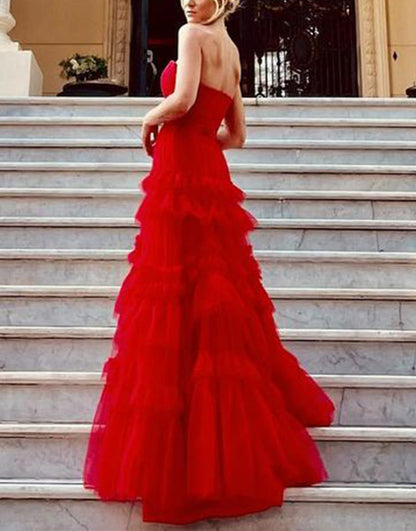 Matilda | A-Linien-Ballkleid aus trägerlosem Tüll mit Rüschen