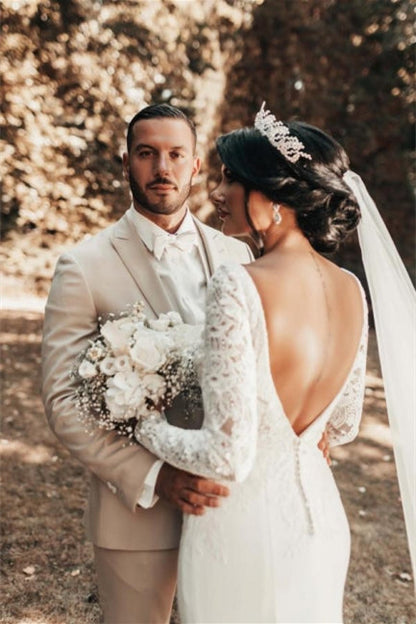 Vestidos de novia románticos de sirena con mangas largas y espalda descubierta