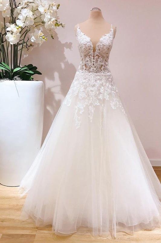 Vestido de novia romántico largo de corte A con tirantes finos, apliques de encaje y tul