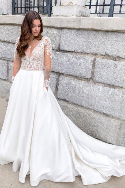 Romantisches Brautkleid aus weicher Spitze, lange Ärmel, A-Linie, Brautkleid mit V-Ausschnitt 