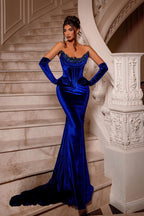 Vestidos de fiesta de sirena largos de terciopelo azul real con cuentas y sin mangas
