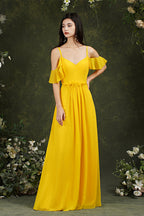 Langes Ballkleid aus Tüll mit Rüschen und Spaghettiträgern