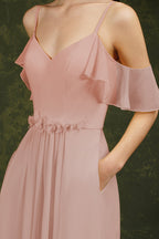 Langes Ballkleid aus Tüll mit Rüschen und Spaghettiträgern
