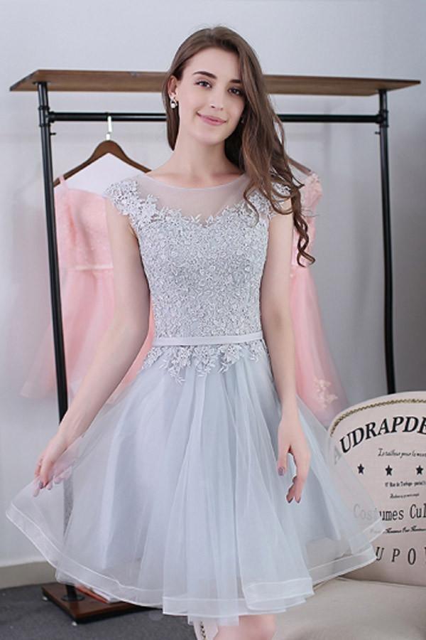 Minivestido de fiesta corto con apliques y fajas cúbicas PG119