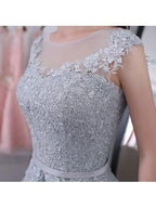 Minivestido de fiesta corto con apliques y fajas cúbicas PG119