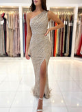 Elegante vestido de fiesta largo de sirena con un hombro al descubierto, lentejuelas, sin mangas y abertura frontal