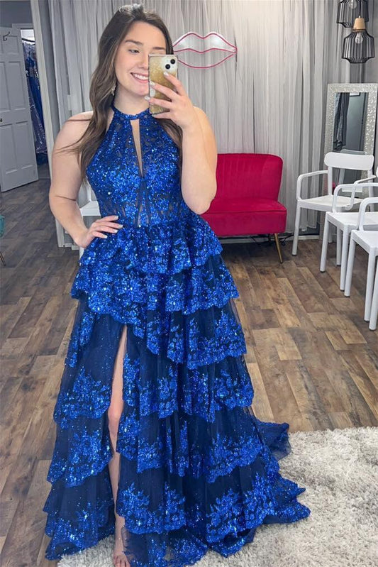 Seraphine | Langes, ärmelloses Empire-Spitzenkleid mit hohem Halsausschnitt und Stufen 