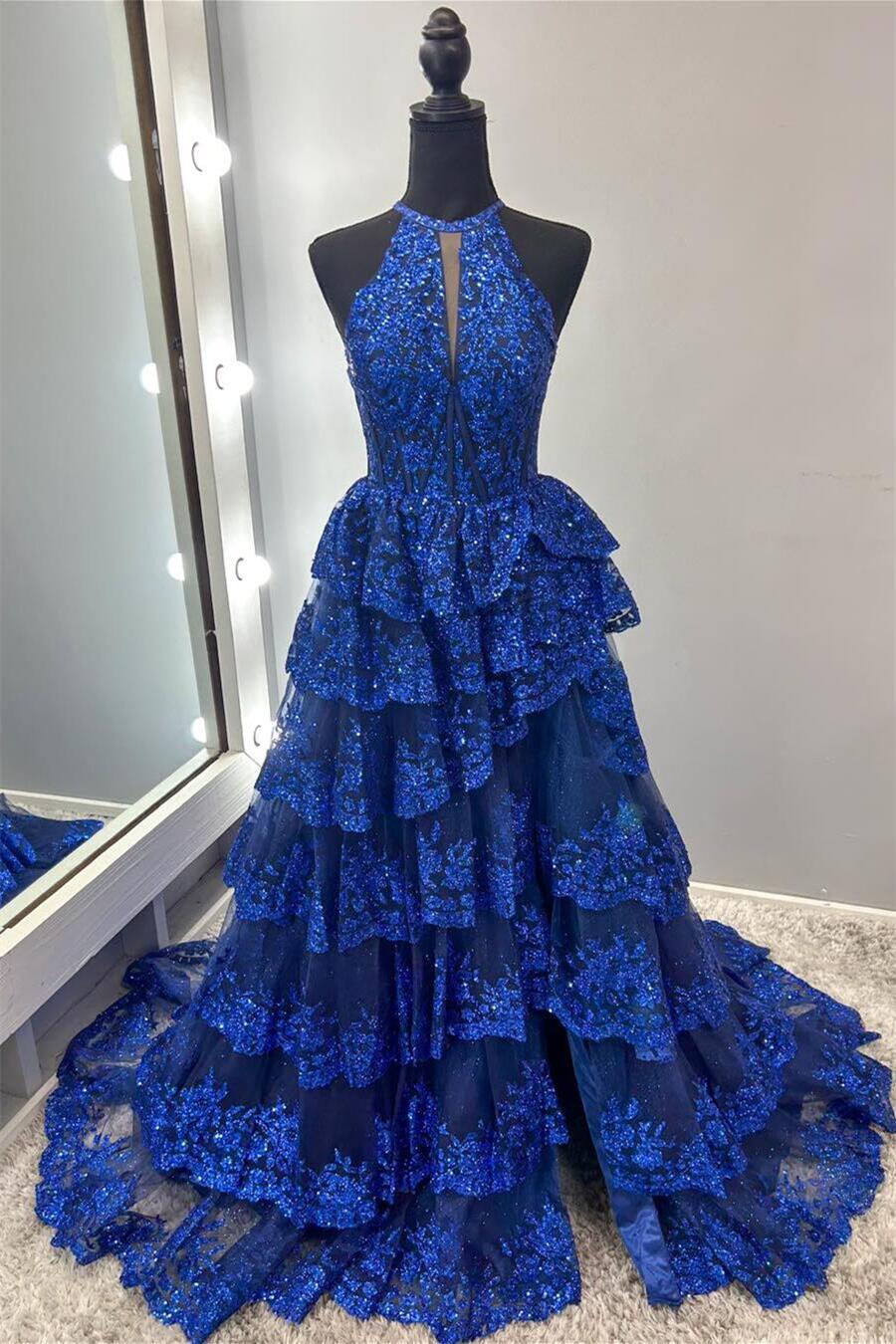 Seraphine | Langes, ärmelloses Empire-Spitzenkleid mit hohem Halsausschnitt und Stufen 