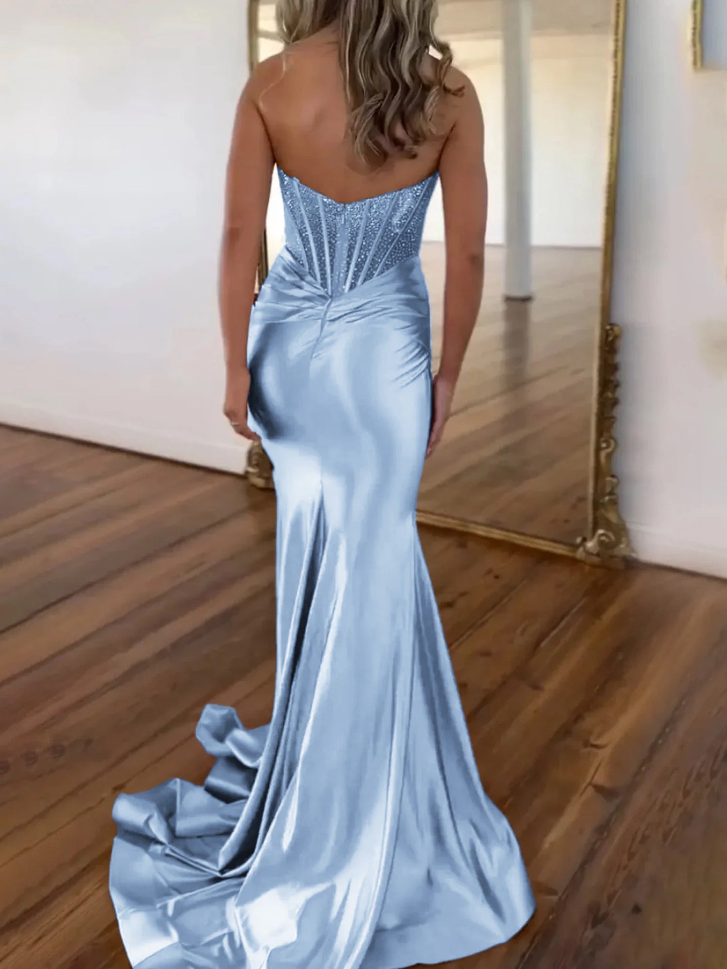 Serin | Lila trägerloses Meerjungfrau-Ballkleid aus Satin mit Perlen
