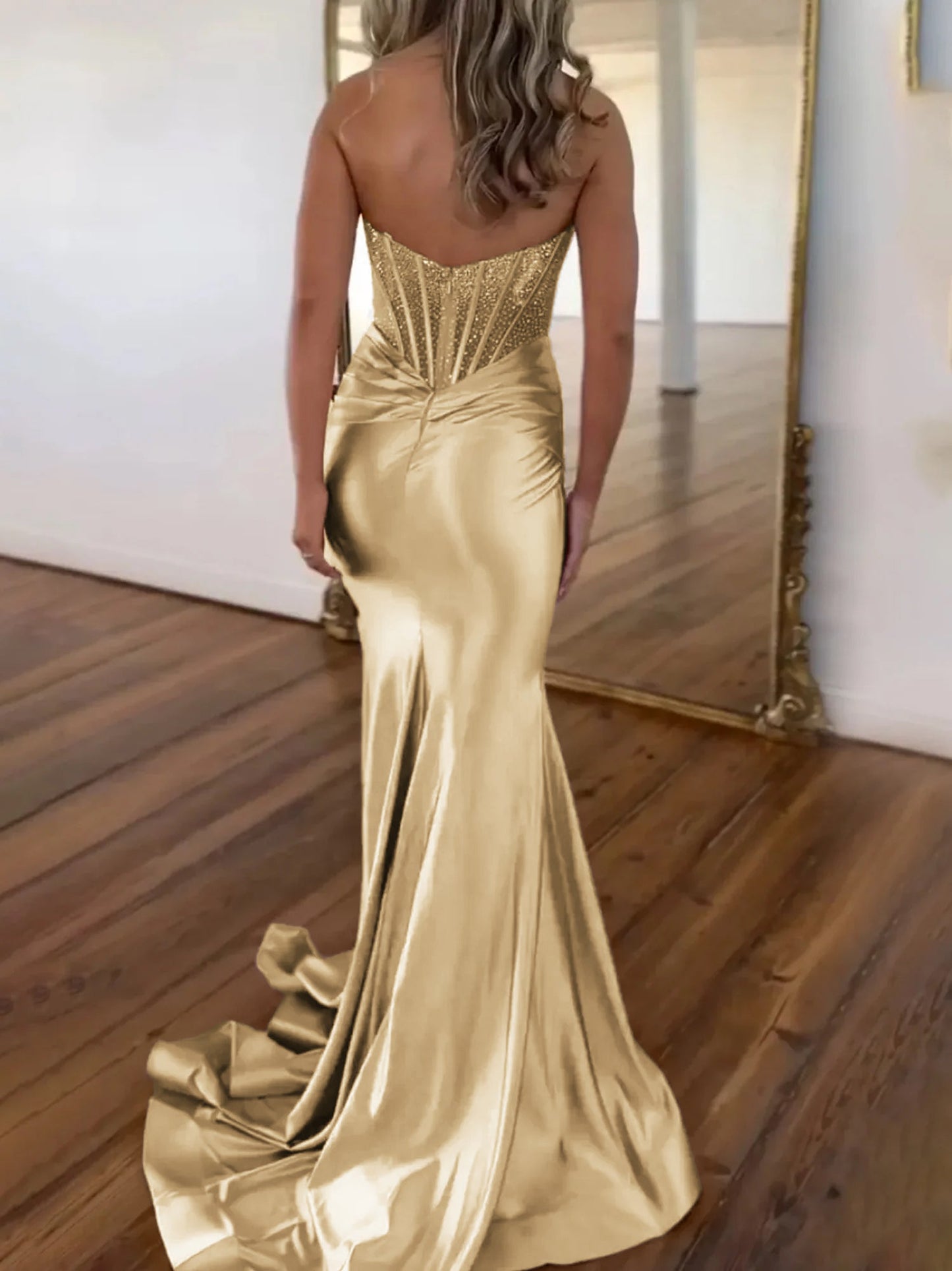 Serin | Lila trägerloses Meerjungfrau-Ballkleid aus Satin mit Perlen