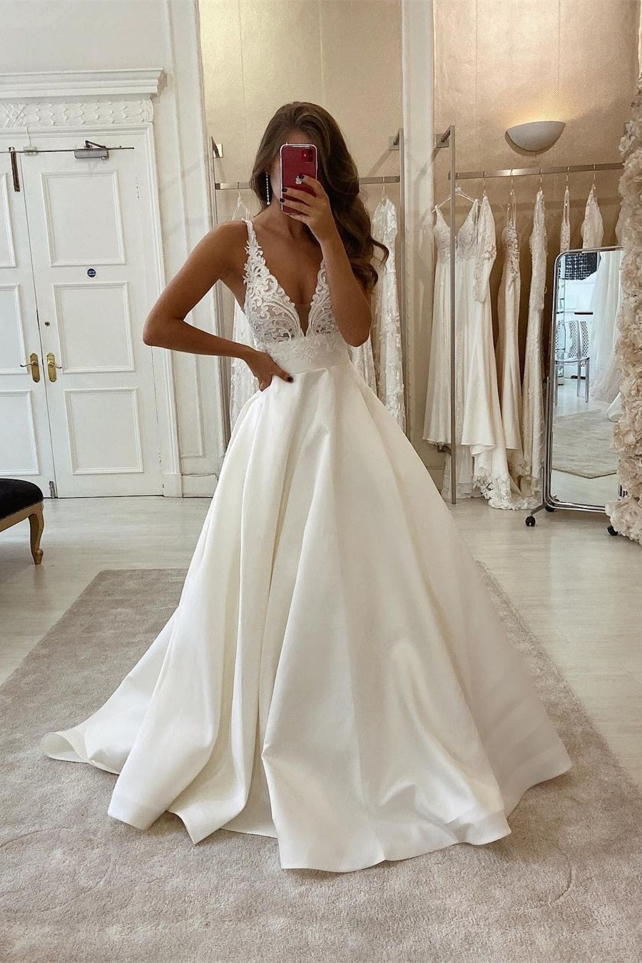 Sexy A-Linie V-Ausschnitt Träger Spitze Ärmelloses Brautkleid
