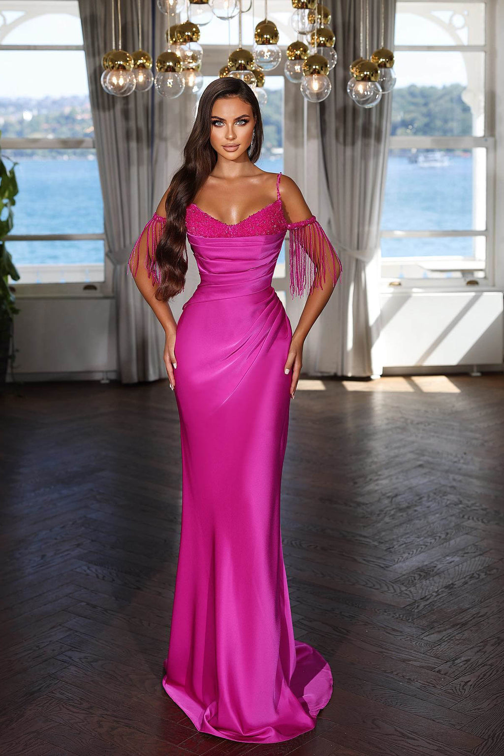 Sexy bodenlanges Spaghettiträger-Meerjungfrau-Satin-Abendkleid mit Perlen