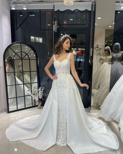 Vestido de novia de encaje sirena, sin mangas, con escote en forma de corazón y cola de corte sexy