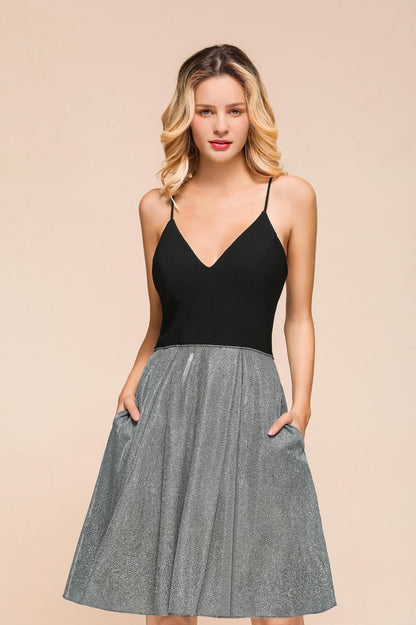 Sexy ärmelloses kurzes Homecoming-Kleid, helles Partykleid mit V-Ausschnitt und Tasche