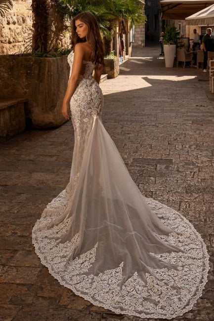 Sexy herzförmiges ärmelloses Meerjungfrau-Brautkleid aus Spitze