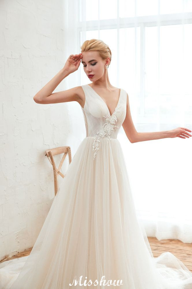 Vestido de novia sexy de tul estilo princesa con escote en V y apliques de encaje