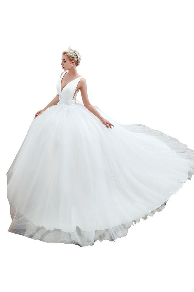 Sexy V-Ausschnitt Ärmelloses Prinzessin Frühlingshochzeitskleid | Weiße Brautkleider mit tiefem Rücken und Gürtel