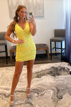 Vestido de fiesta amarillo sexy con escote en V, sin mangas, lentejuelas y espalda descubierta con encaje