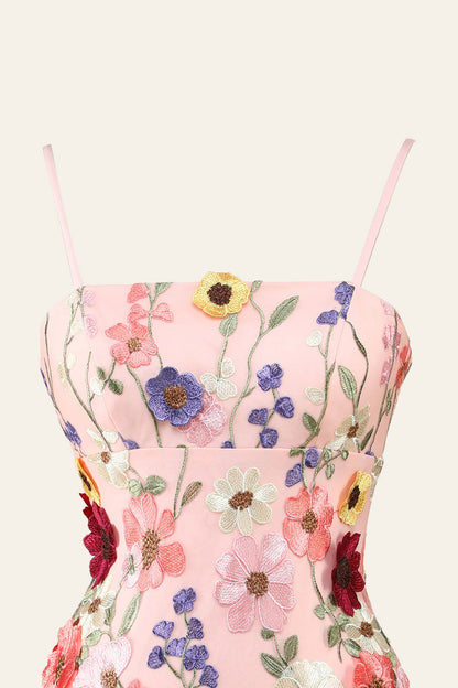 Nyssa | Vestido de fiesta con tirantes finos y flores 3D