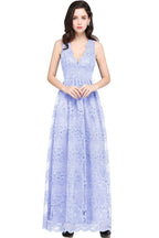 Bodenlanges, marineblaues Ballkleid mit V-Ausschnitt und Spitze