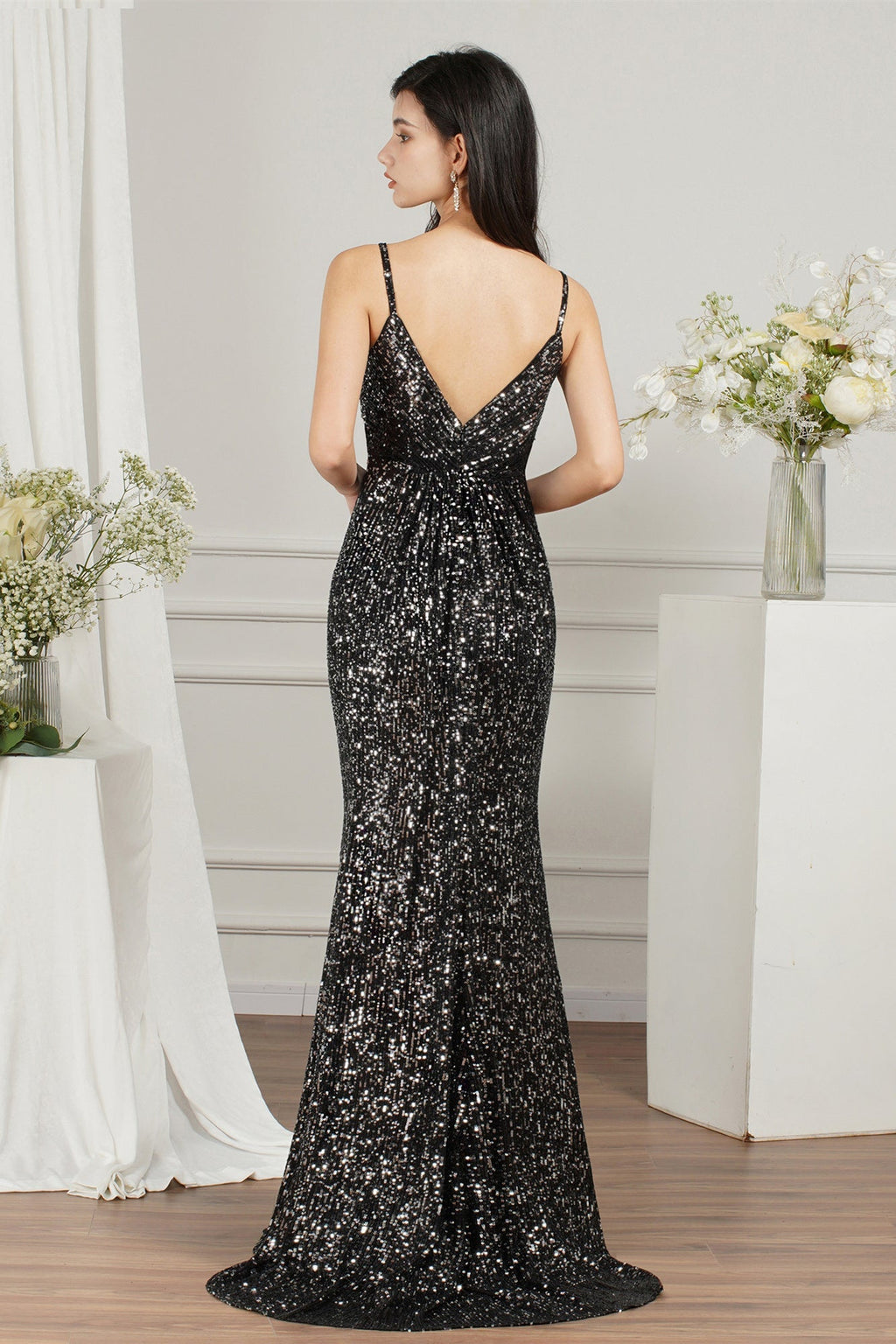 Vestido de dama de honor/baile de graduación con tirantes finos, escote en V y corte sirena hasta el suelo con lentejuelas brillantes