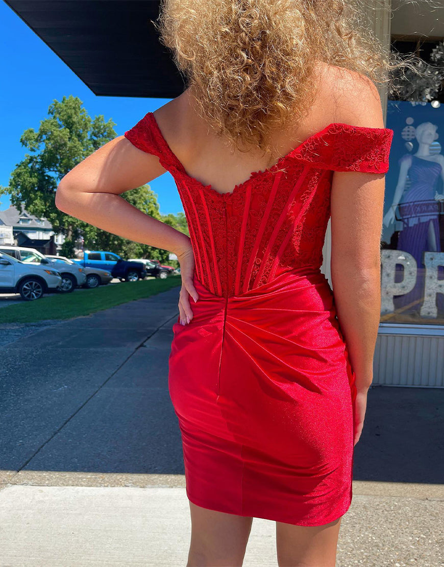 Otoño | Vestido de fiesta con corsé y hombros descubiertos