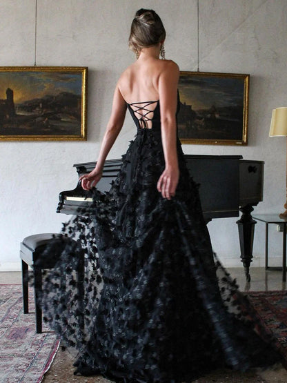 Silas | A-Linie trägerlos 3D Blumen schwarz lange Ballkleider mit Schlitz