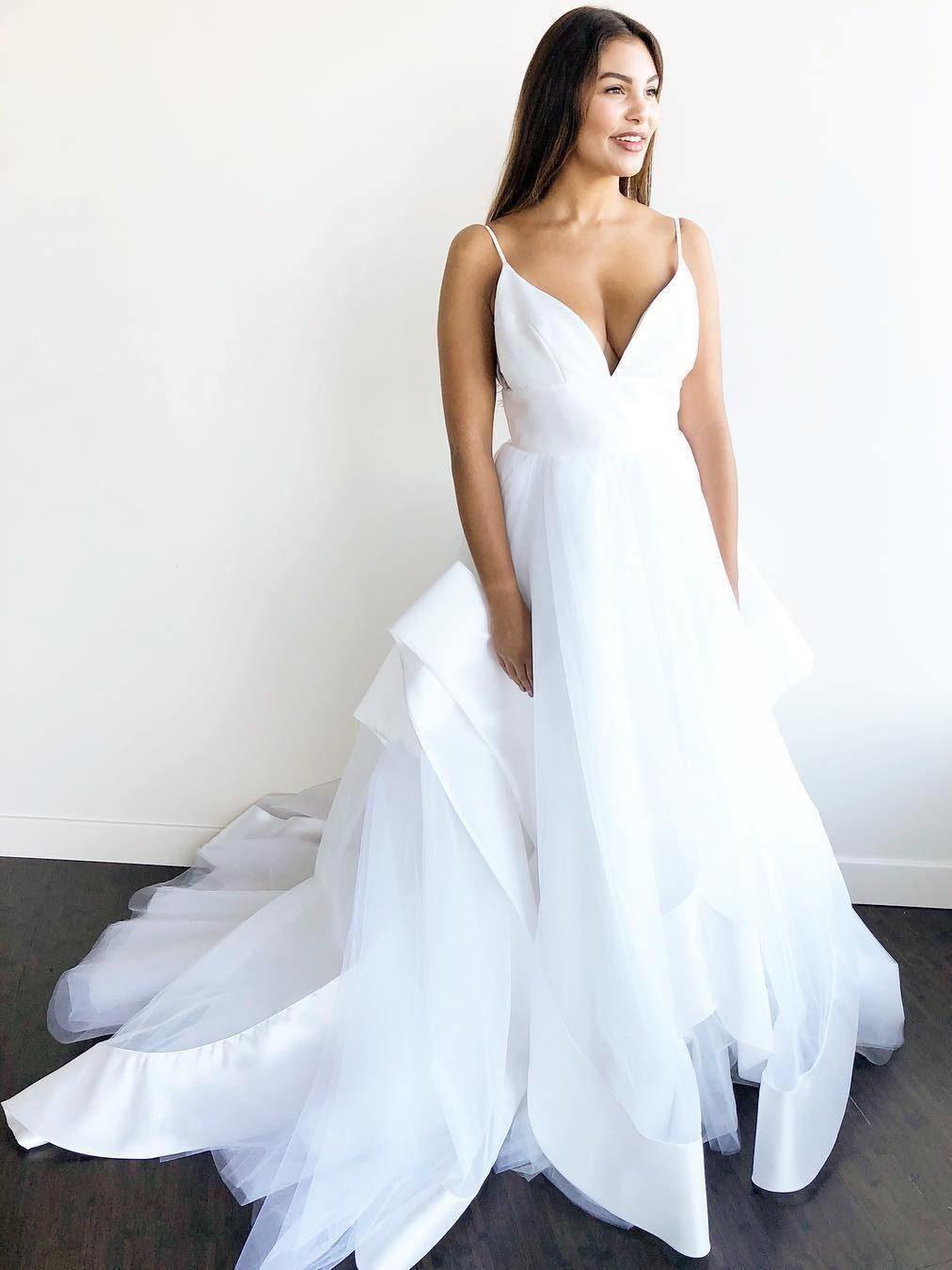 Einfaches A-Linien-Brautkleid mit V-Ausschnitt und Trägern, elfenbeinfarben, rückenfrei, WD275
