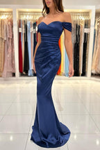 Schlichtes, langes, schulterfreies Satin-Ballkleid im Meerjungfrau-Stil in Dunkelmarineblau