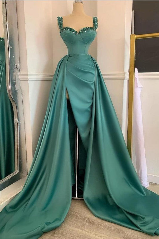 Schlichtes langes A-Linien-Ballkleid aus Satin mit Herzausschnitt und Schlitz