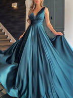 Schlichtes langes A-Linien-Ballkleid aus Satin mit V-Ausschnitt, weißes formelles Abschluss-Abendkleid mit Taschen