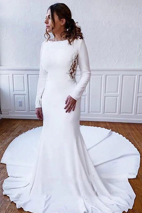 Schlichtes langes Etui-Brautkleid aus Satin mit Illusionsspitze am Rücken und Ärmeln