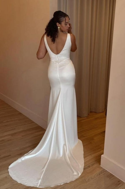 Schlichte lange weiße Meerjungfrau Satin ärmellose Brautkleider mit Schlitz