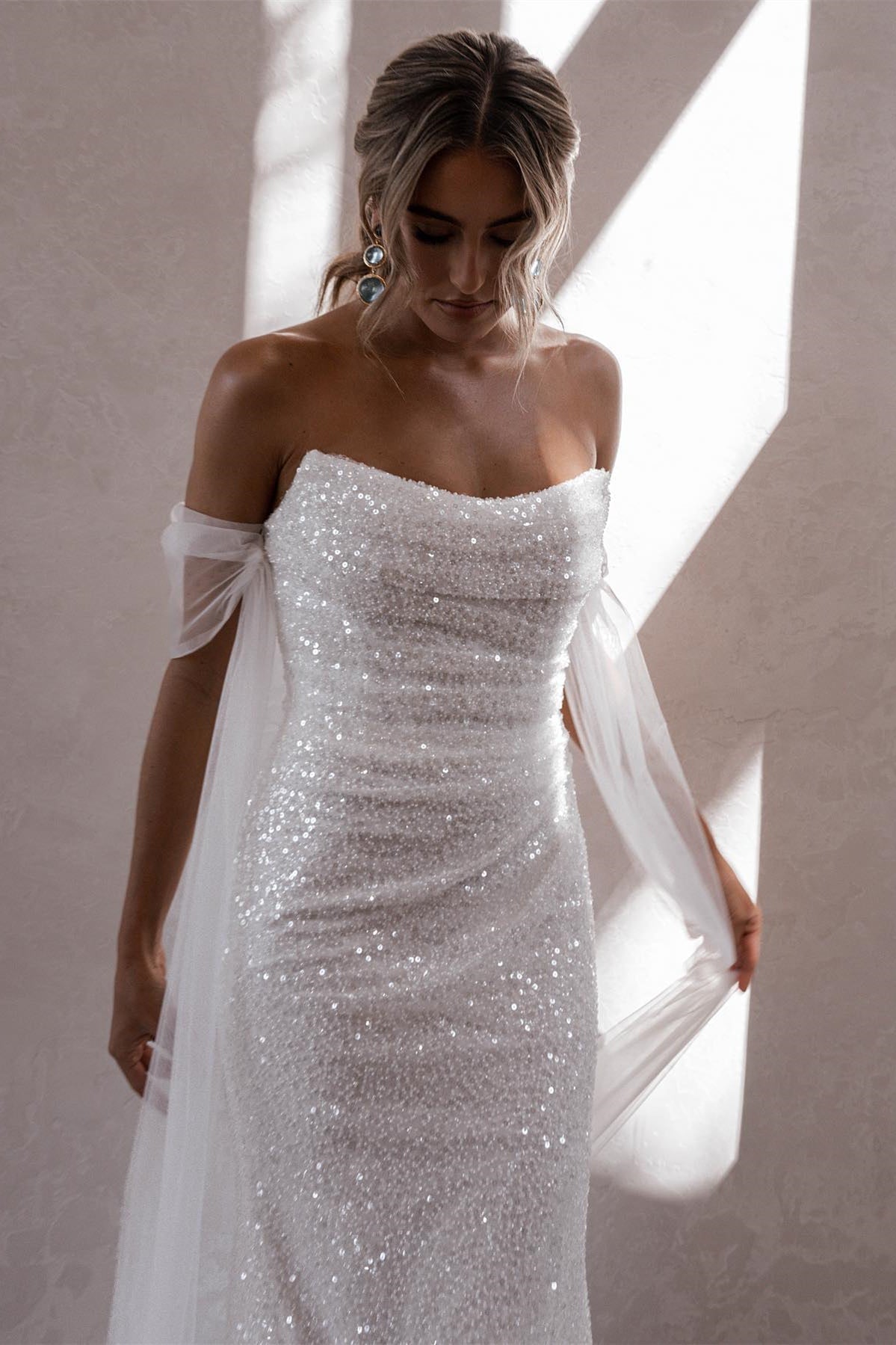 Schlichte schulterfreie Glitzer-Meerjungfrauen-Brautkleider