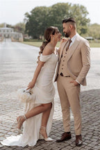 Vestidos de novia sencillos de sirena con hombros descubiertos y abertura