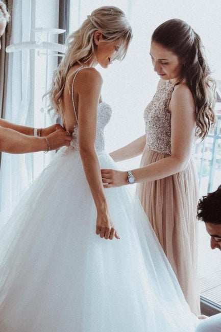 Einfaches ärmelloses A-Linien-Brautkleid mit Herzausschnitt und Spitze
