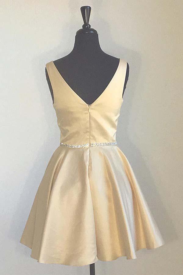 Vestidos de fiesta amarillos sencillos con tirantes anchos, escote en V y cuentas PD173