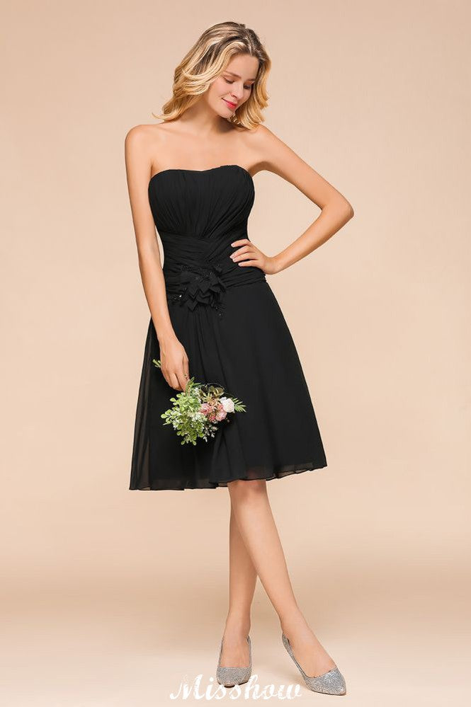 Vestido mini de dama de honor sin mangas de etiqueta negra para ocasiones especiales