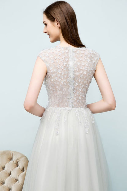 Ärmelloses langes A-Linien-Ballkleid mit Schlitz und Applikationen aus Tüll
