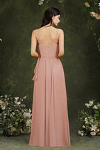 Vestido de fiesta largo de tul con tirantes finos y abertura frontal
